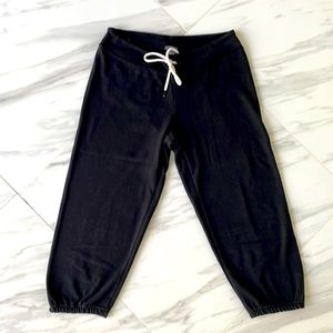 AERIE Women’s/ Junior Black Capri Joggers Swearpants Size XS